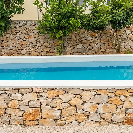 Breaking The Waves Art House Villa Jezera