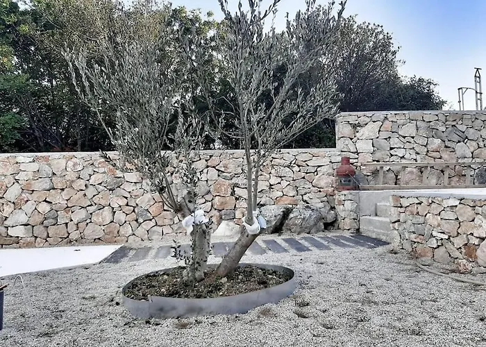 Breaking The Waves Art House Jezera