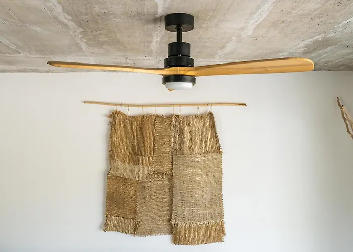 Villa Breaking The Waves Art House Jezera