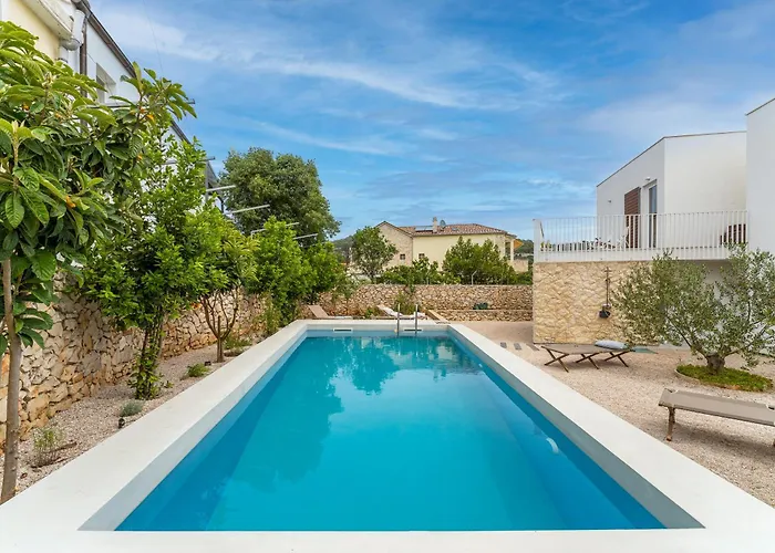 Breaking The Waves Art House * Jezera